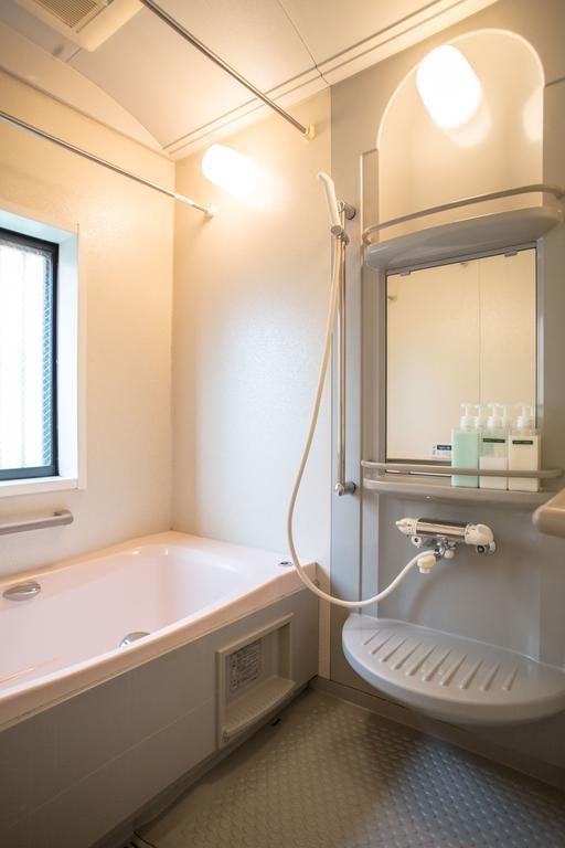 Guesthouse Iloha Киото Экстерьер фото